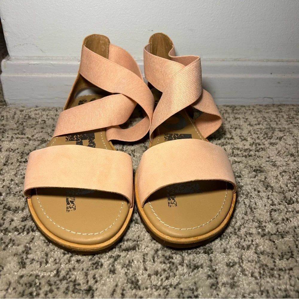 Sorel Tonic Melon Ellla Strap Sandals Size 8.5